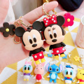 Magine de bonne qualité et poupées Cartoon Keychain Fashion Key Ring 3D Figure Chain Chain Charm Rubber Keyder